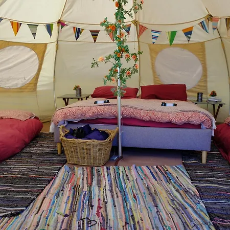 Freespirit Glamping Hotel York Exterior photo